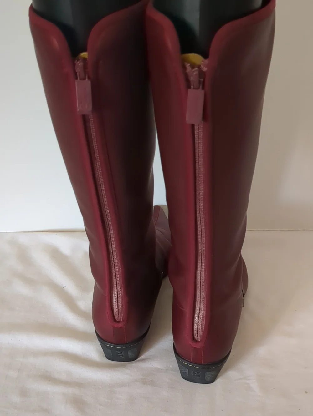 Cole Haan G Series Cranberry Rubber Kitten Heel Tall Rain Boots, 8
